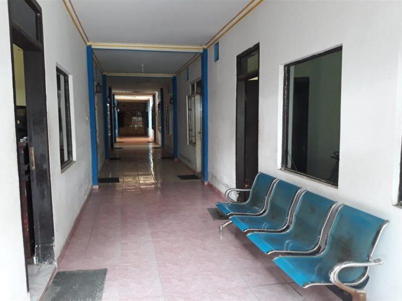 Fortuna Hotel Redpartner Near Exit Tol Paiton ภายนอก รูปภาพ